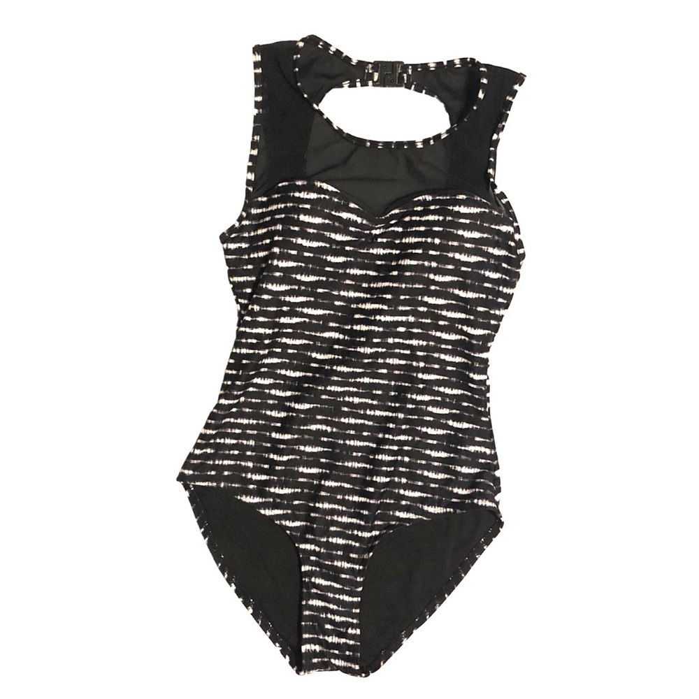 NWT‎ NipTuck Swim Multi Fit Cup Black White Swimsuit Size US 4 Women